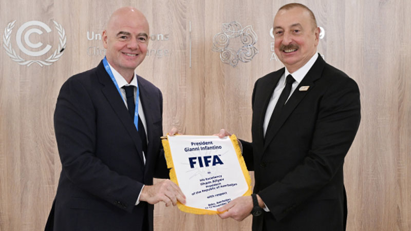 İlham Əliyev FIFA-nın prezidenti ilə görüşdü (FOTO)