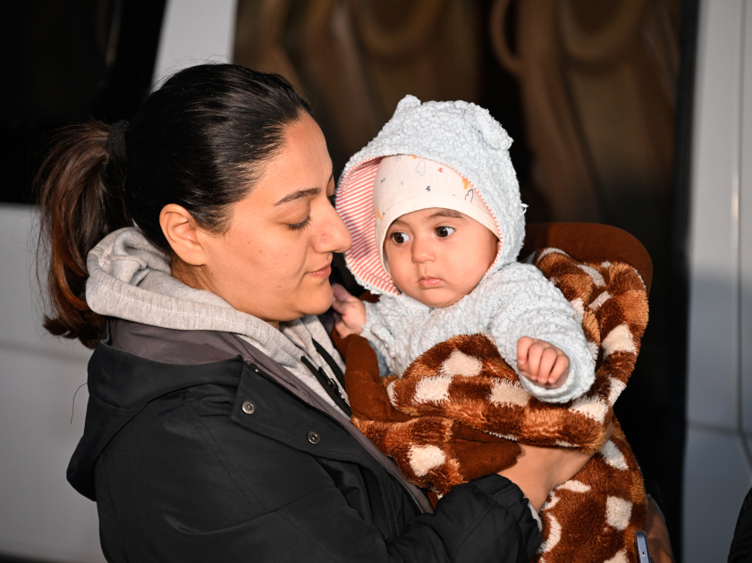 Cəbrayıla köç davam edir (FOTO)