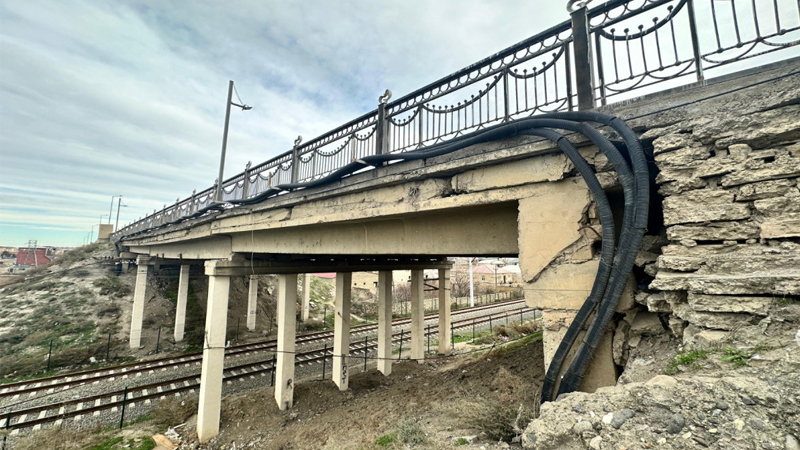 Sumqayıt şəhərini Saray qəsəbəsi ilə birləşdirən körpü sökülür